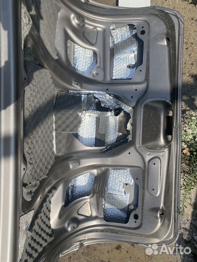 Крышка багажника granta fl седан кориандр 790