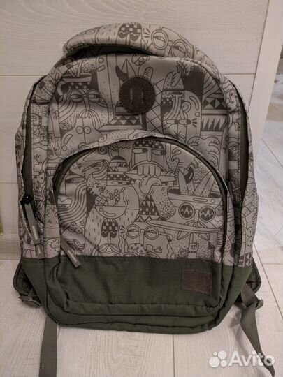 Большой вместительный рюкзак