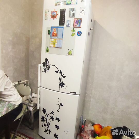 Холодильник LG