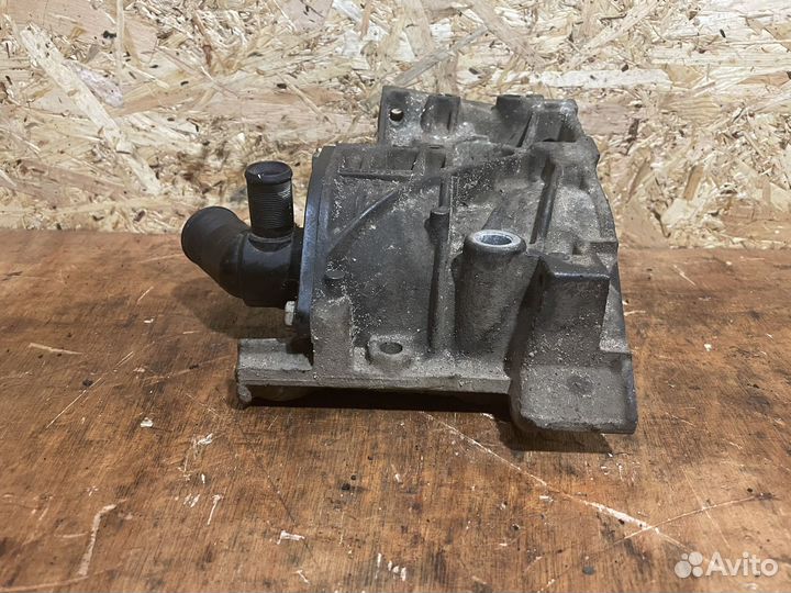 Кронштейн опора Пежо citroen 1.4 berlingo Partner