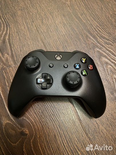 Геймпад xbox One s
