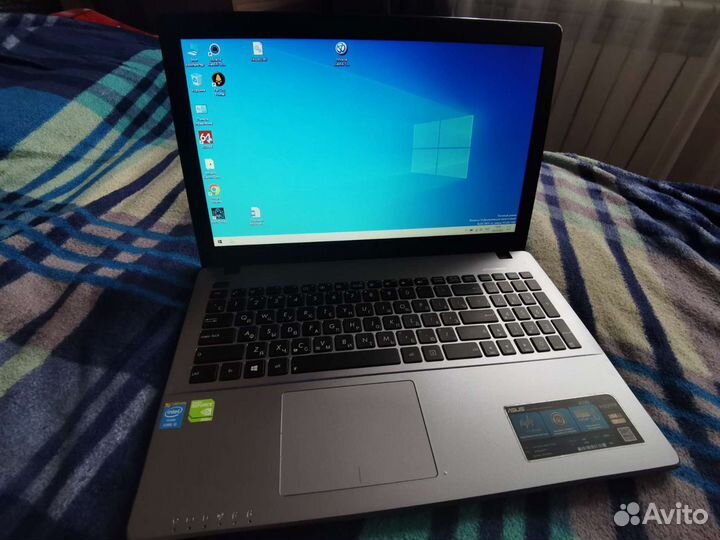 Ноутбук asus