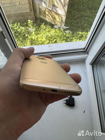 Motorola Moto E4 Plus, 3/16 ГБ