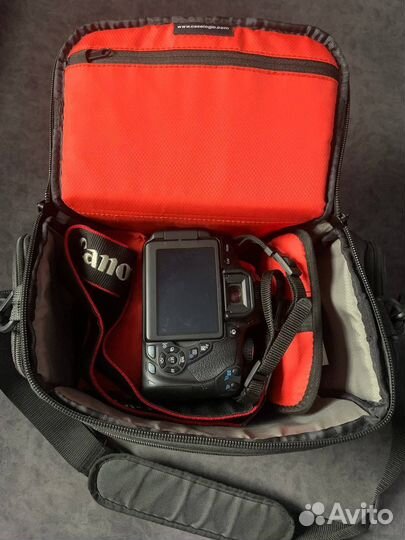 Зеркальный фотоаппарат canon 650d