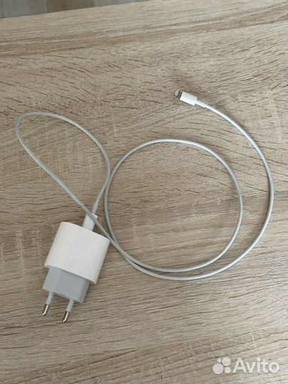 Быстрая зарядка для iPhone 20w