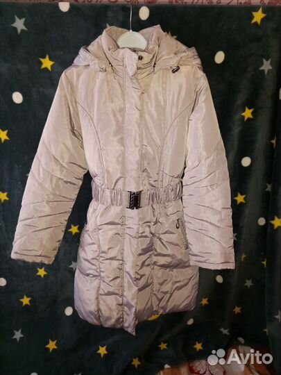 Куртки на девочку разные