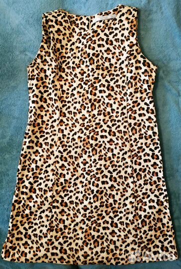 Платье zara с животным принтом