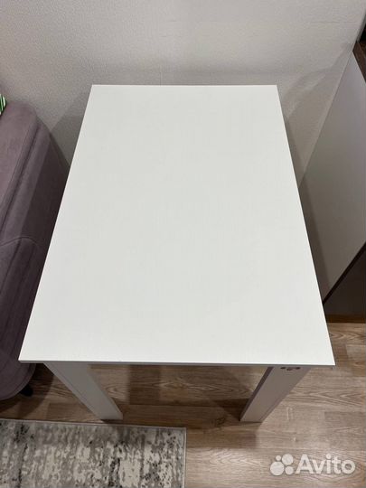 Кухонный стол