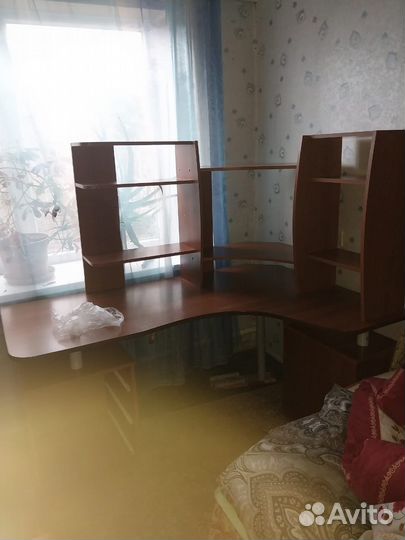 Компьютерный стол