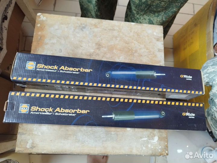 Амортизатор задний Nissan qashqai