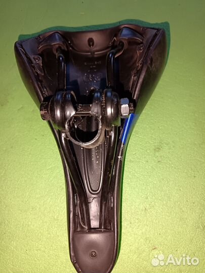 Седло для велосипеда кожаное