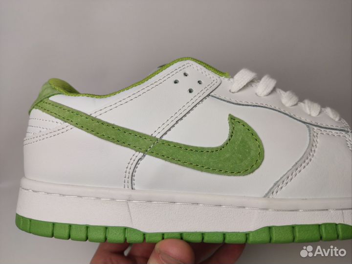 Кроссовки Nike Dunk low