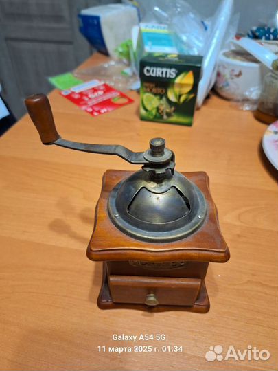 Кофемолка ручная