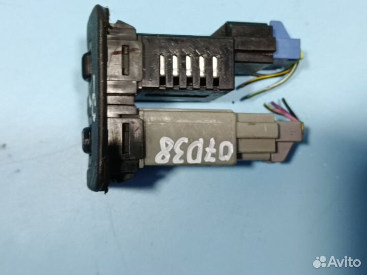 Кнопка корректора фар для Mitsubishi Lancer 9