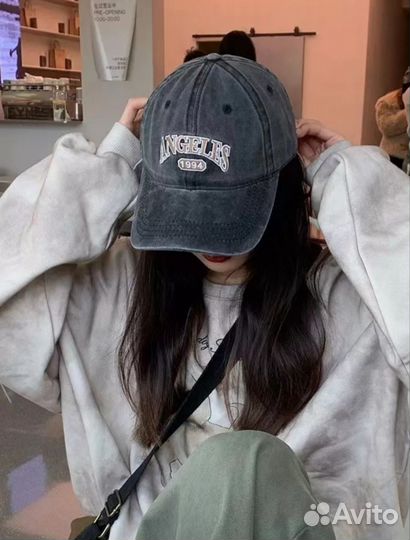 Бейсболка летняя унисекс стильная с потертостями