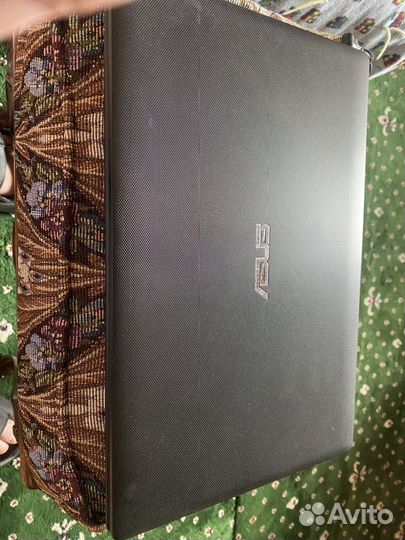 Ноут бук asus x552m