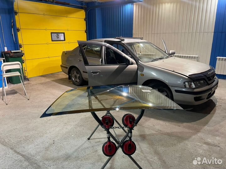 Лобовое стекло Ниссан Примера