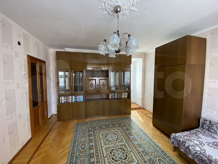 3-к. квартира, 74,4 м², 8/10 эт.