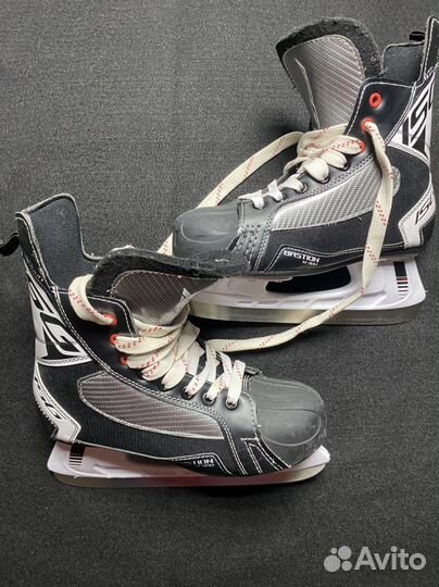 Коньки хоккейные