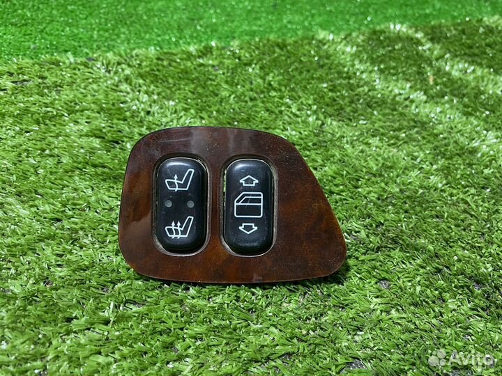 Кнопка подогрева сидений Mercedes-Benz W210