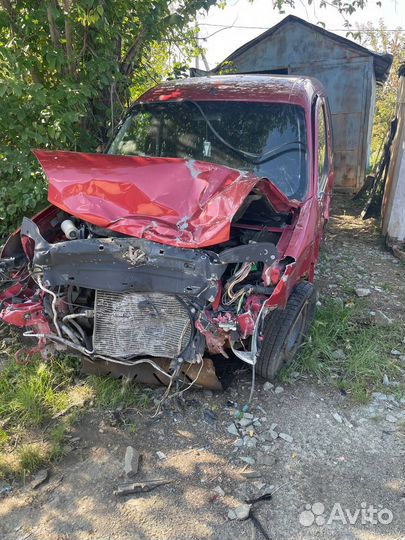 Peugeot Partner 1.6 МТ, 2005, битый, 250 000 км