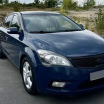 Kia Ceed 1.6 MT, 2010, 208 012 км, с пробегом, цена 830 000 руб.