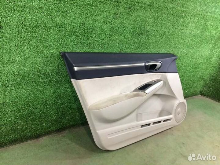Обшивка двери передняя левая Honda Civic FD3 LDA