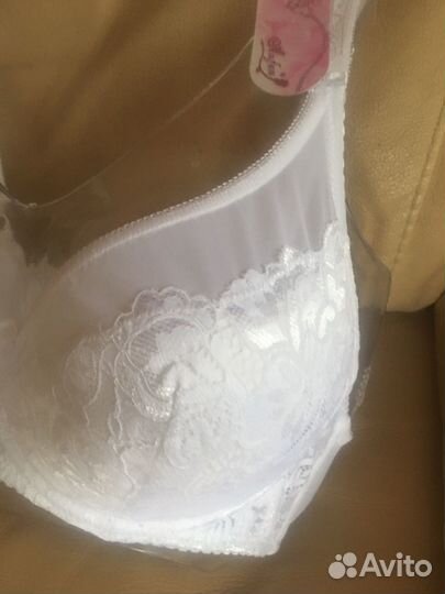 Бюстгалтер