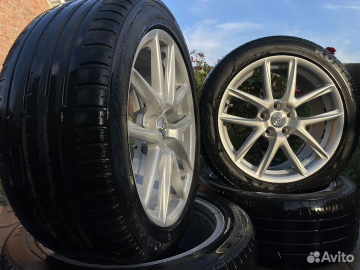 R18 Kumho Ecsta KU19 245/45, PCD 5x114.3 DIA 63