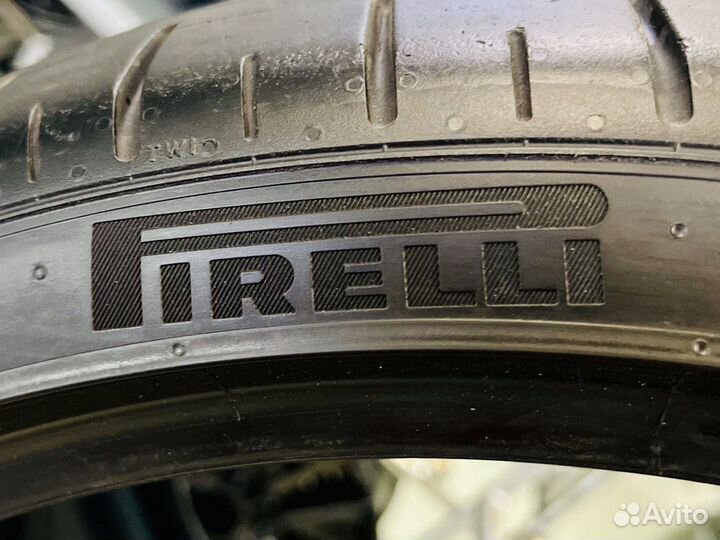Pirelli P Zero PZ4 245/35 R20 91Y