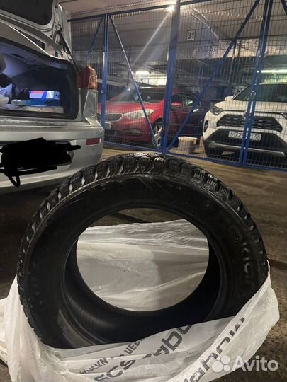 Nokian Tyres Hakkapeliitta 4 205/60 R16