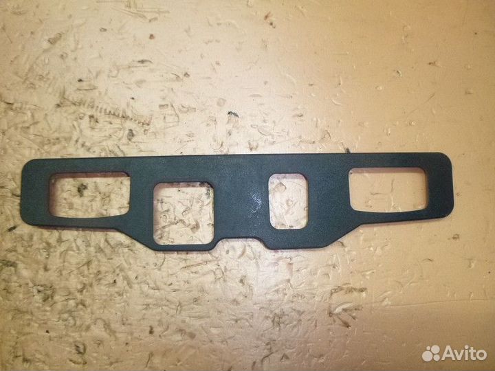 Накладка двери багажника nissan X-trail (T32) 2014