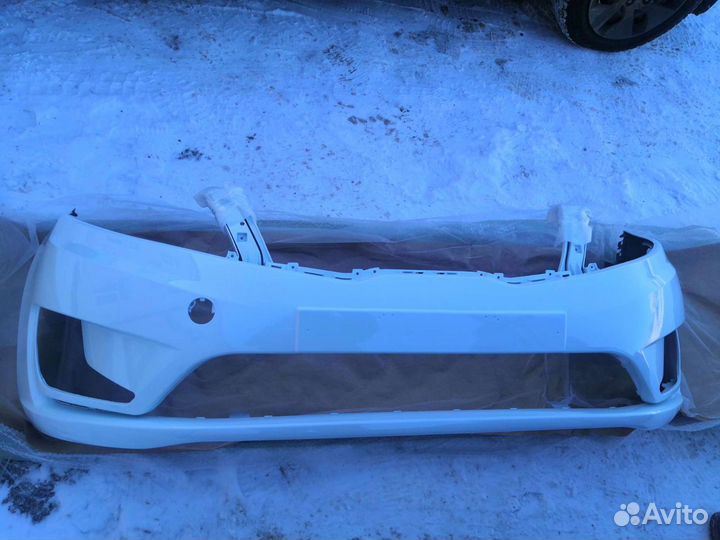 Бампер на Kia Rio