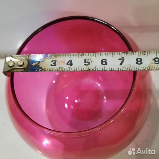 Ваза стеклянная фуксия