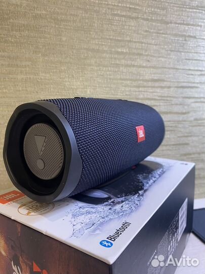 Колонка JBL charge 4