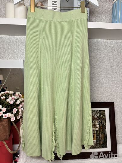 Юбка трикотажная миди на осень-весна