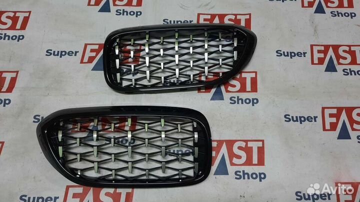 Решетки радиатора (ноздри) bmw 5 g30 diamond