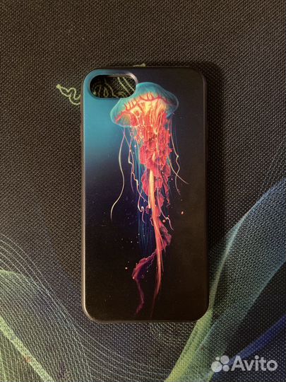 Чехол на iPhone SE 2020