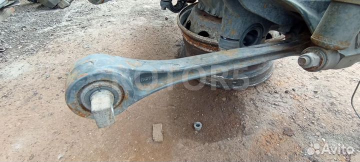 Реактивная тяга задней подвески Volvo FH 3 2015