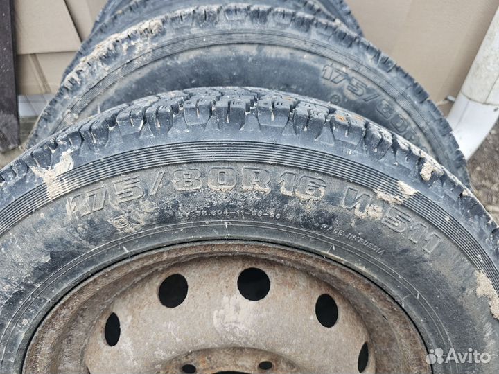 Колеса на машину