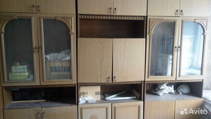 Стенка в гостиную