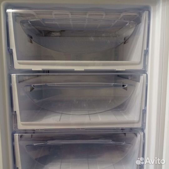 Морозильная камера бу дон R 105