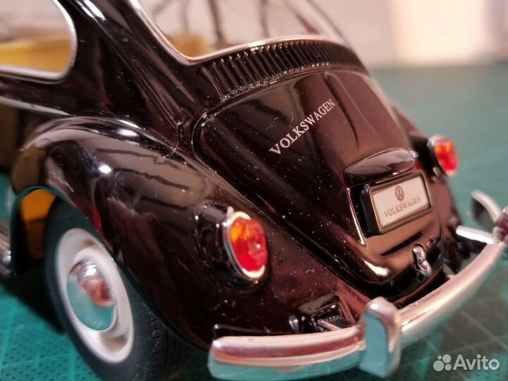 Volkswagen Beetle 1:24 металл, люкс