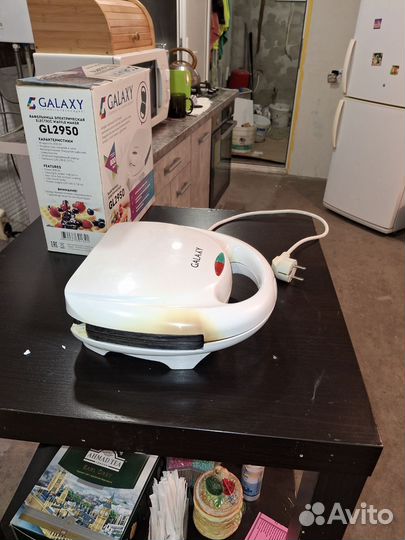 Электрическая вафельница