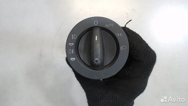 Переключатель света Audi Q7, 2009