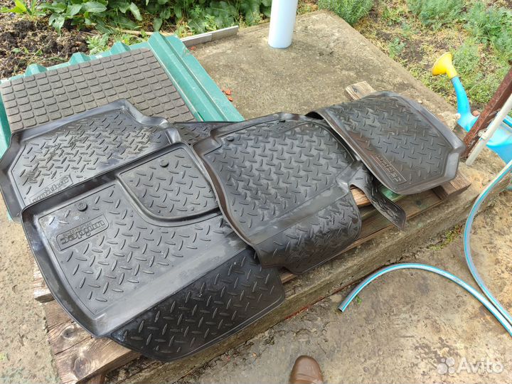 Коврики резиновые на форд фокус