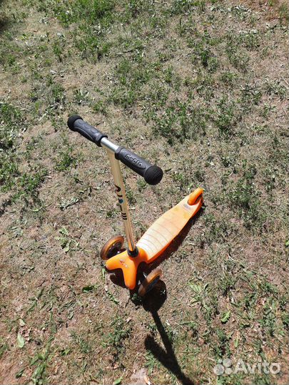 Продаю детский самокат