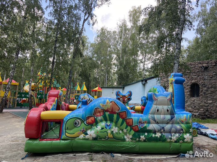 Продам батут надувной детский с горкойб/у