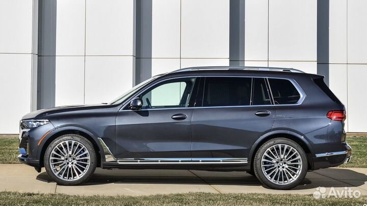 Аренда внедорожника BMW X7 40i