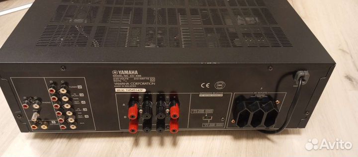 Усилитель стерео Yamaha AX496 с пультом